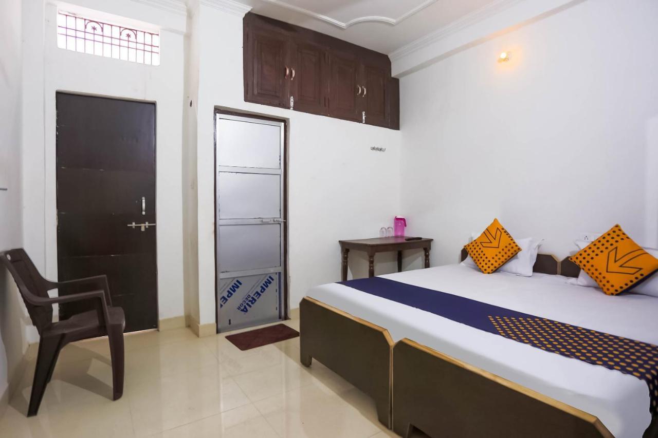 Spot On Shree Ganga Seva Paying Hotel Varanasi